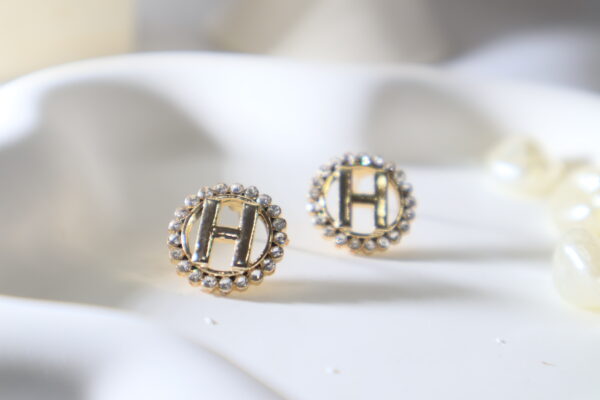 Hermes H Logo Studs-Gold Toned