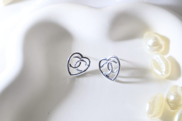 Classic Chanel Heart Studs - Image 4