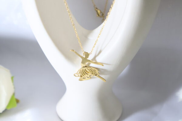 The Ballerina Necklace