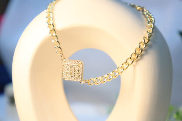 Diamond Studded Chain Bracelet - Image 3