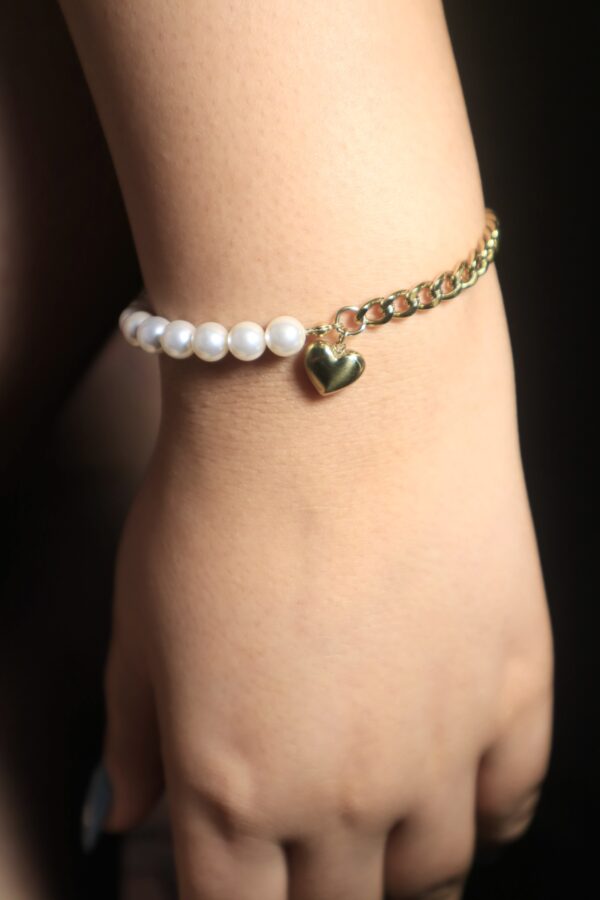 Pearl & Chain Heart Charm Bracelet - Image 4