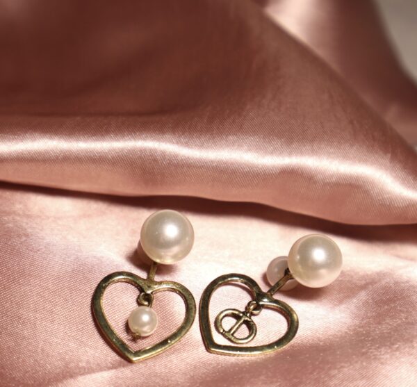 CD Heart & Pearl Earrings